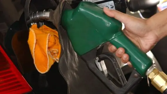 Gasolina vai aumentar? Petrobrás anuncia 1º reajuste de 2022