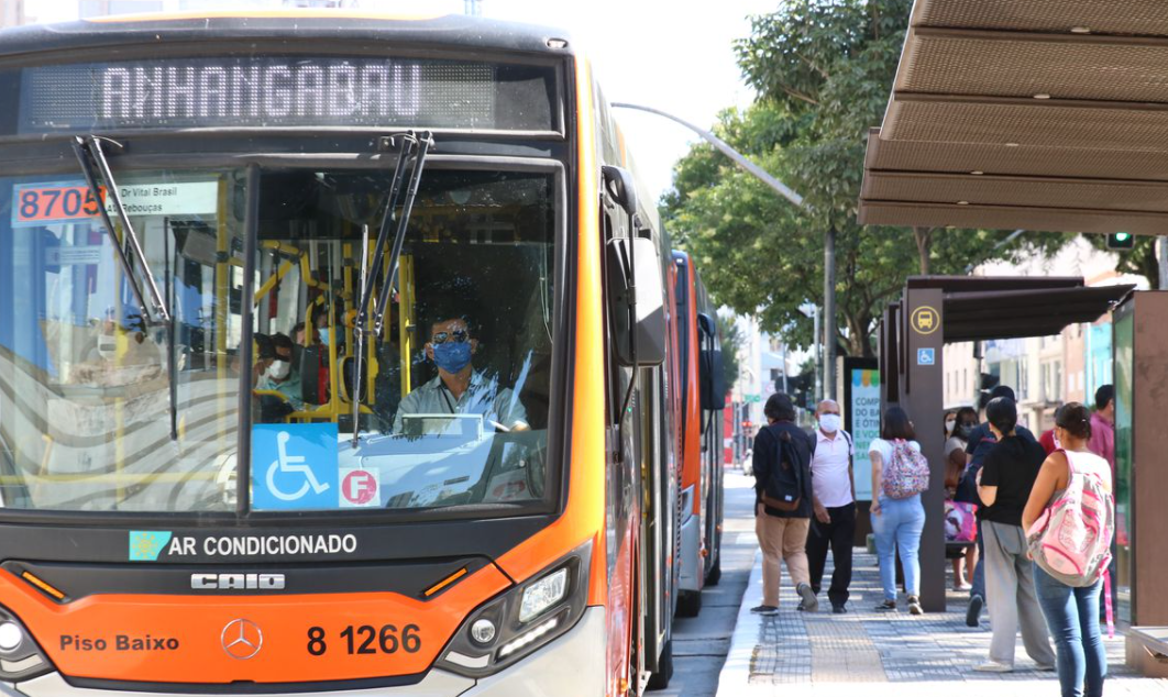 como conseguir gratuidade transporte idoso 60 anos SP