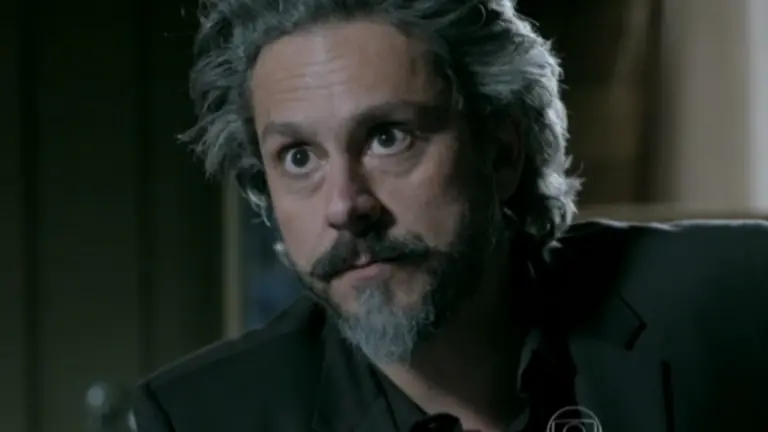 Fabrício Melgaço arma plano para matar o Comendador em Império