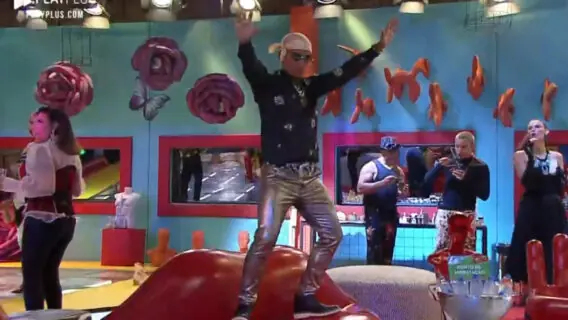 Festa a Fazenda 2021: fotos da festa à fantasia com Dennis DJ