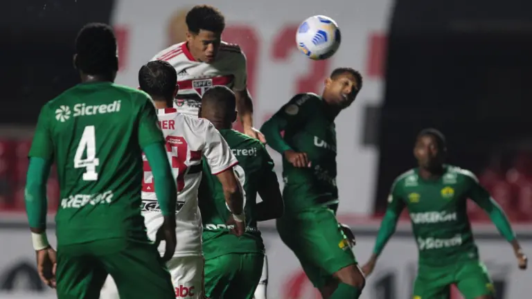 Horário e onde assistir Cuiabá e São Paulo AO VIVO jogo hoje – 11/10