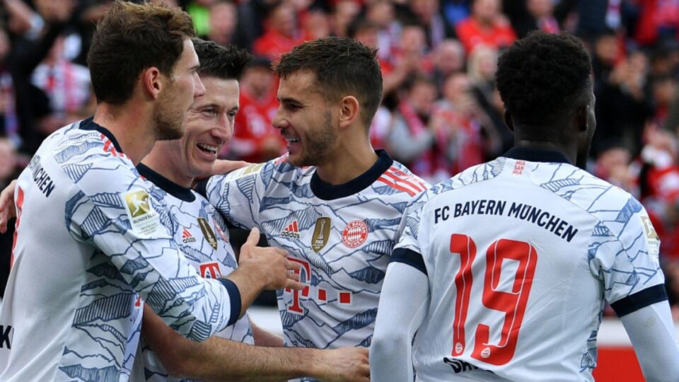 jogo do Benfica x Bayern hoje