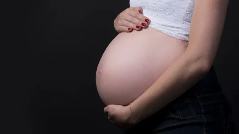 Lei da gestante na pandemia: quando acaba afastamento do trabalho?