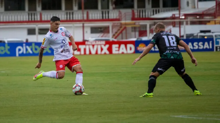 Manaus x Tombense: onde assistir AO VIVO e horário do jogo (30/10)