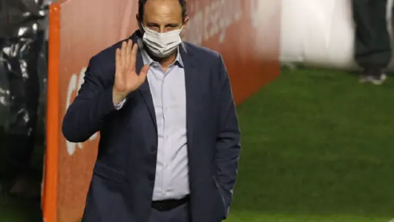 Rogério Ceni é o novo técnico do São Paulo para a temporada