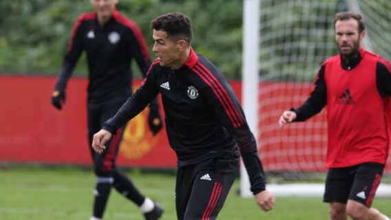 Onde assistir ao jogo do Tottenham x Manchester United hoje (30/10)