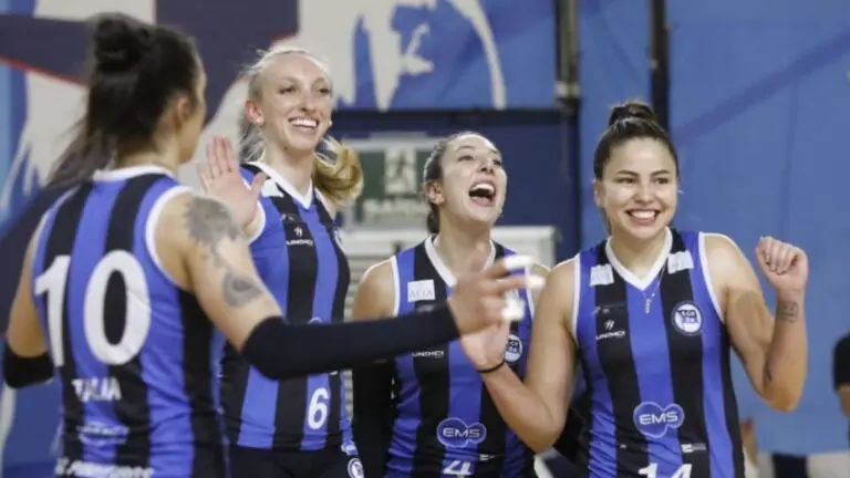 Praia Clube x Pinheiros: onde assistir a Superliga de Vôlei Feminino hoje