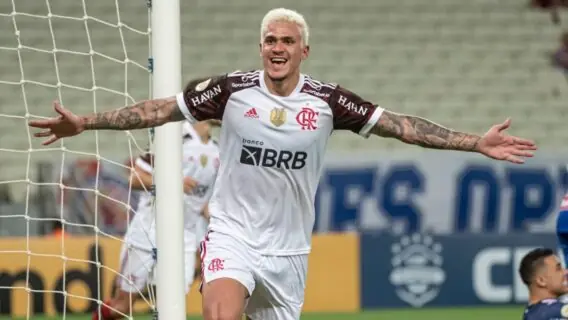 Pedro, do Flamengo, pode jogar no Palmeiras? Entenda