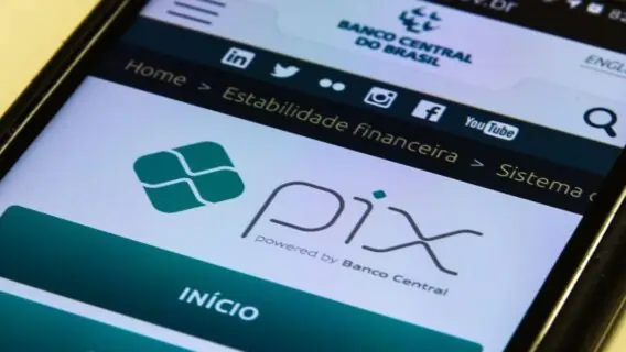 Para evitar fraudes, Pix agora tem limite de valor R$ 1 mil à noite