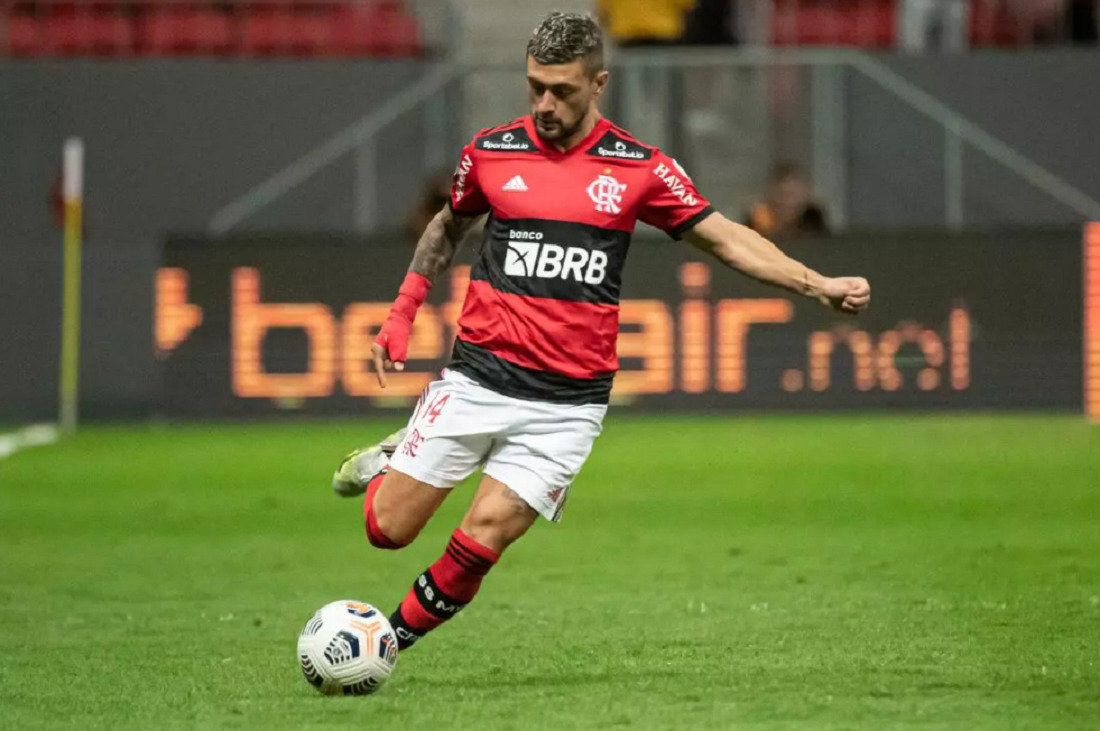 Quando Arrascaeta volta a jogar pelo Flamengo?