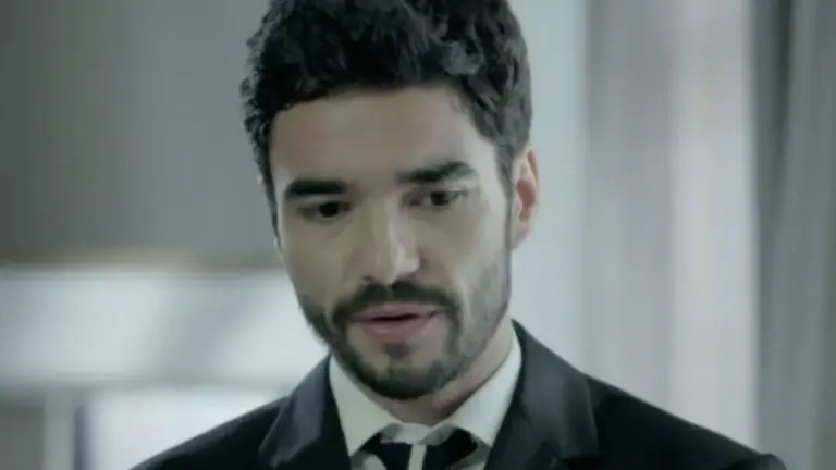 Quem é o pai de José Pedro na novela Império?