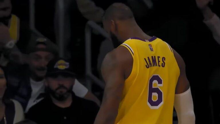 Celtics x Lakers: em qual canal vai passar o jogo da NBA hoje (19/11)