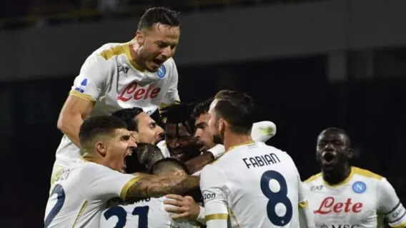 Legia Varsóvia x Napoli: onde assistir, horário e escalações hoje (04/11)