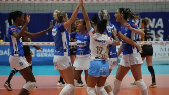 Minas x Praia Clube: onde assistir a Superliga de vôlei hoje (19/11)