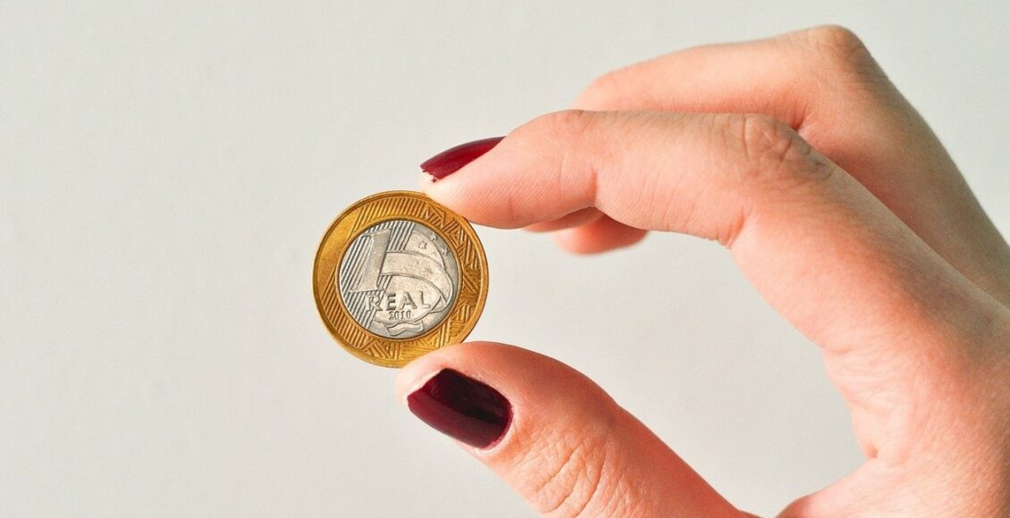 Qual a renda para receber o auxílio Brasil