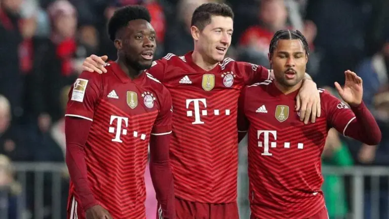 Jogo do Augsburg x Bayern de Munique: onde assistir e horário (19/11)