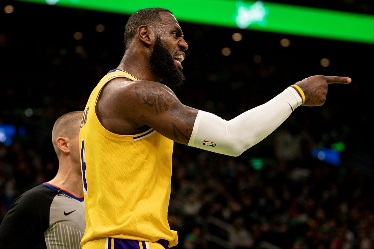 assistir jogo do Lakers hoje