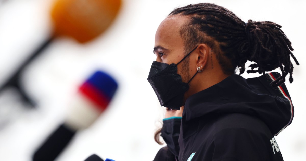 por que hamilton foi punido