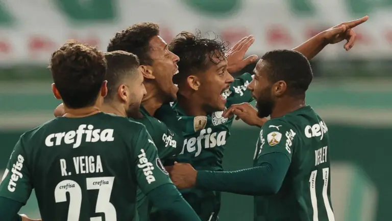 Quais jogadores do Palmeiras desfalcam o time na final da Libertadores?