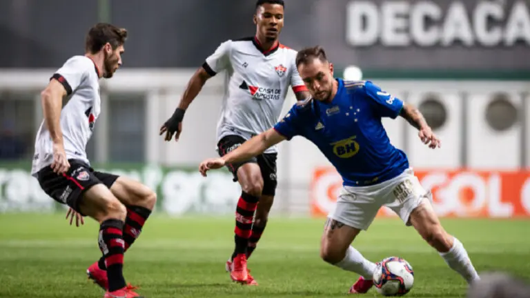 Jogo do Vitória x Cruzeiro hoje: onde vai passar ao vivo e horário (14/11)
