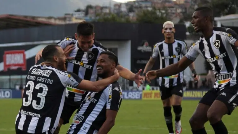 Tem jogos do Brasileirão hoje, segunda-feira? Veja a agenda (15/11)