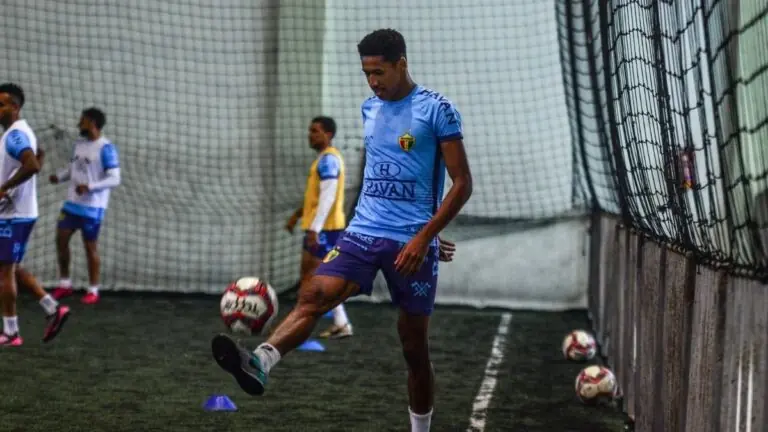 Jogos do Brasileirão hoje, sexta-feira e onde assistir? (19/11)