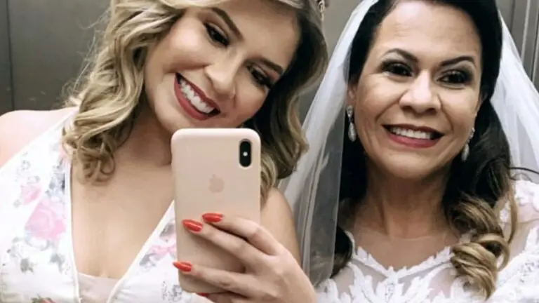 Mãe de Marília Mendonça faz 1ª publicação após morte da filha