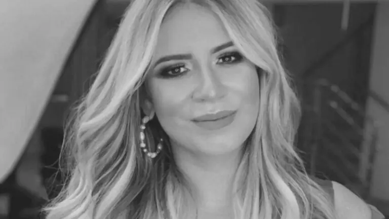 Morre a cantora Marília Mendonça, aos 26 anos, em acidente aéreo