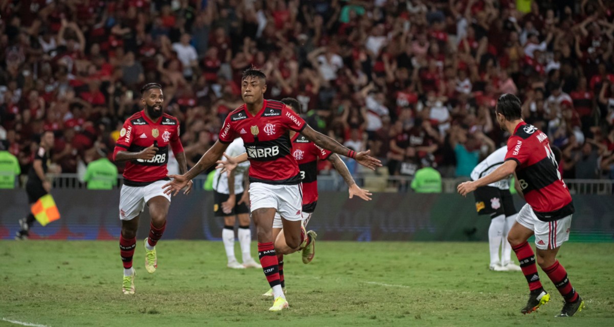 Os memes do empate entre Flamengo e Corinthians no Maracanã