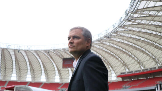 Após queda de Tabárez, quem será o novo técnico do Uruguai?