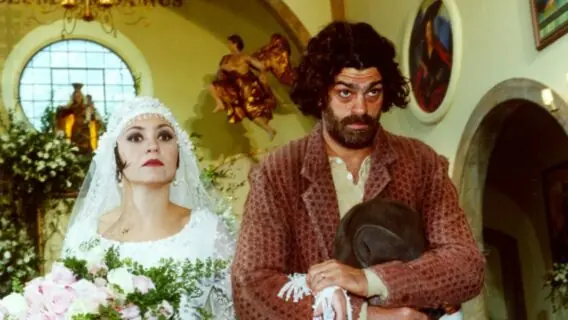 Globo muda programação e vai reprisar O Cravo e a Rosa