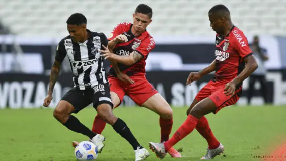 Onde assistir Athletico PR x Ceará AO VIVO e horário do jogo hoje (10/11)