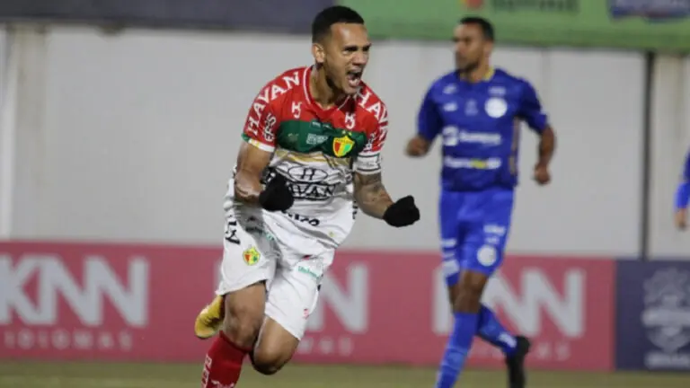 Onde assistir Confiança x Brusque AO VIVO e horário do jogo hoje (6/11)