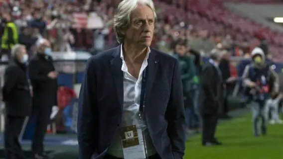 Entenda por que o Benfica quer manter Jorge Jesus em 2022