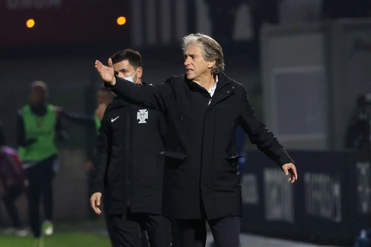 Jorge jesus foi demitido do Benfica