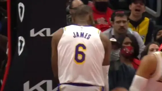 Lakers x Suns: onde assistir e horário do jogo da NBA hoje  (21/12)