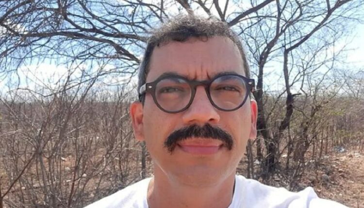 Quem é Anchieta em Um Lugar ao Sol? ator