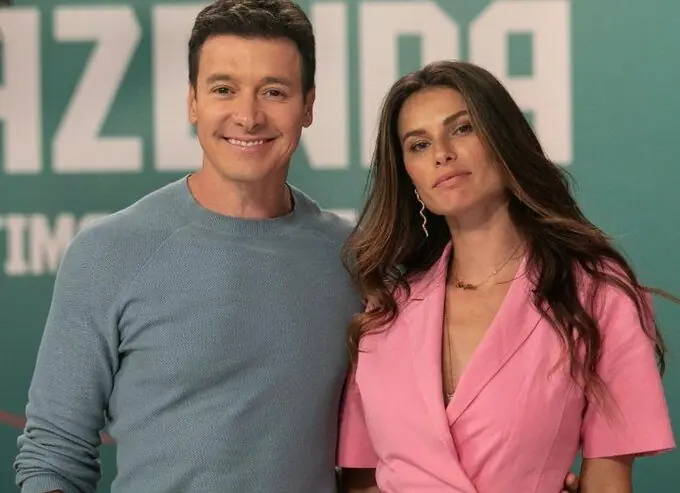 dayane na hora do faro