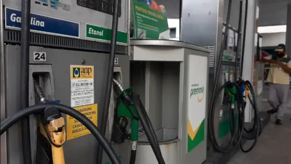 Petrobrás reduz preço da gasolina: o que muda na bomba?