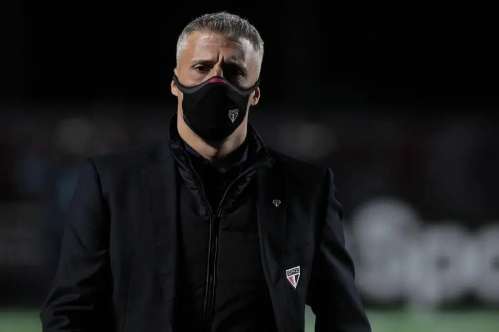 novo técnico do inter