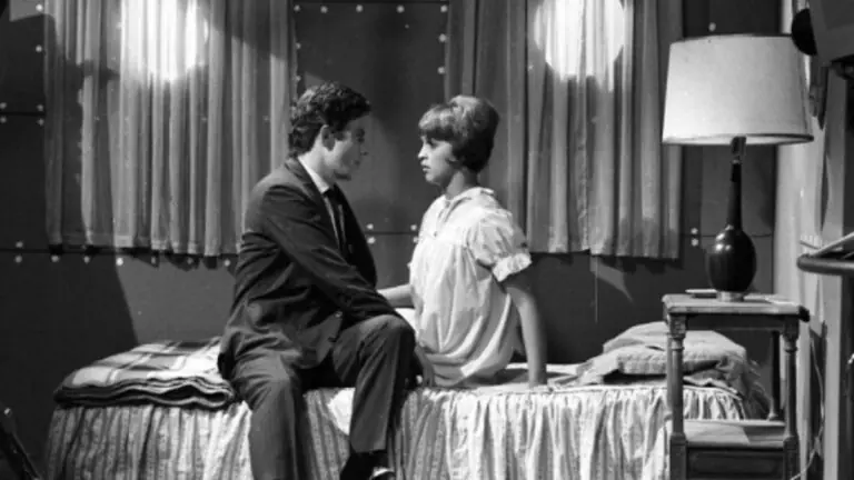 Qual foi a primeira novela da Globo?