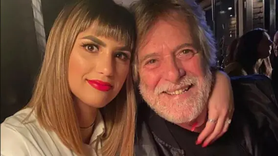 Quem é a namorada de José de Abreu?