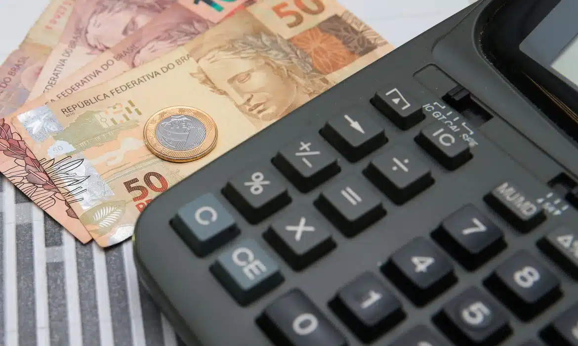 Quem tem direito ao Auxílio Brasil de 400 reais