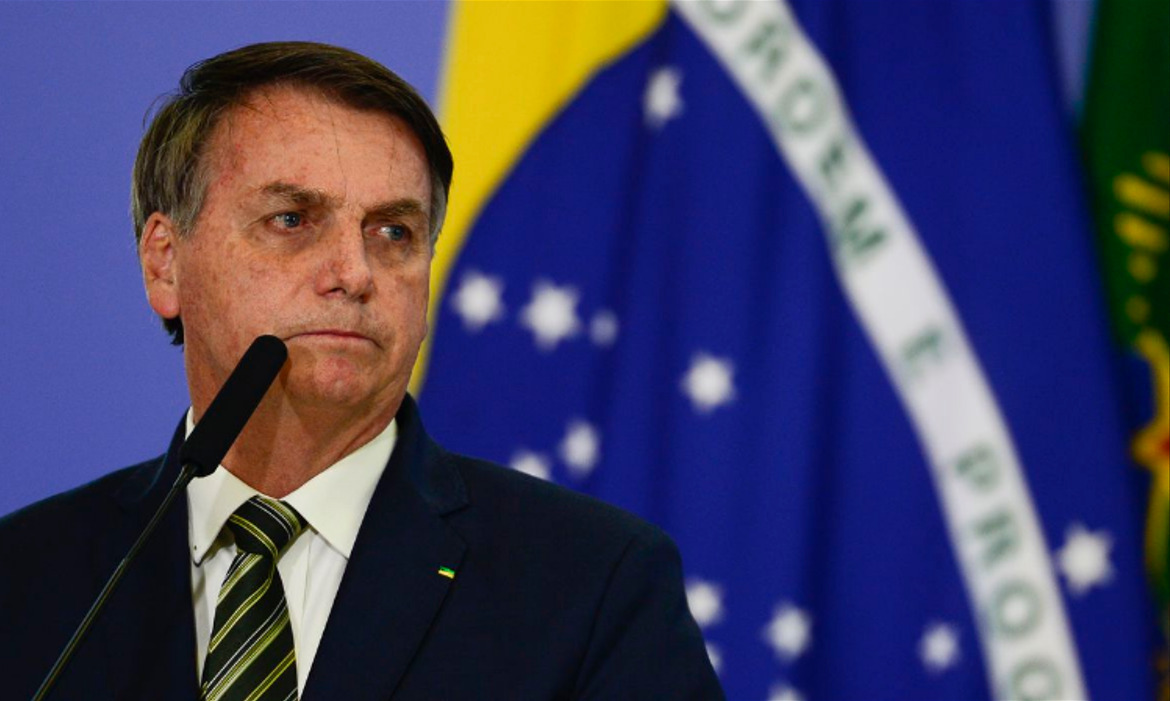 Bolsonaro sanciona fundão eleitoral