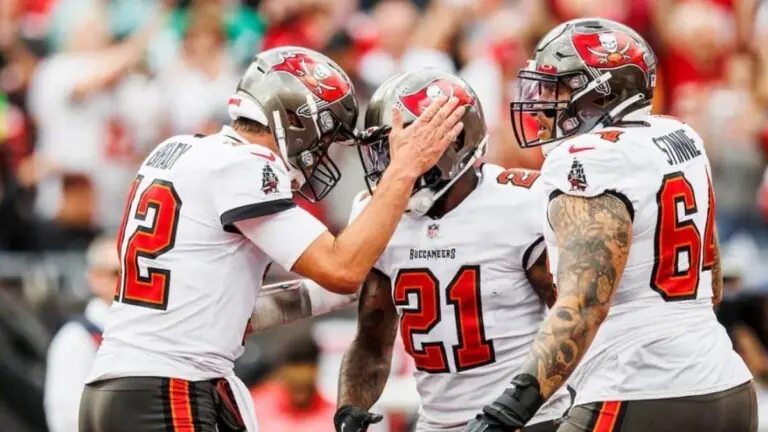 Jogo do Buccaneers  x Rams: onde assistir aos playoffs da NFL – 23/01