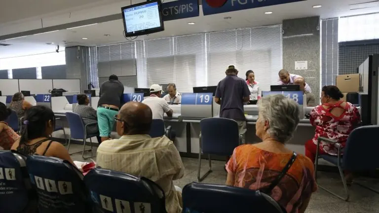 Como faço para saber se tenho direito ao PIS em 2022?