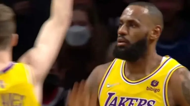 Jogo do 76ers x Lakers: onde assistir e horário da NBA hoje – 27/01