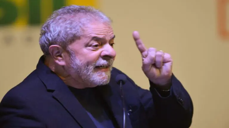 Pesquisa Ipespe para presidente aponta vitória de Lula em 2022