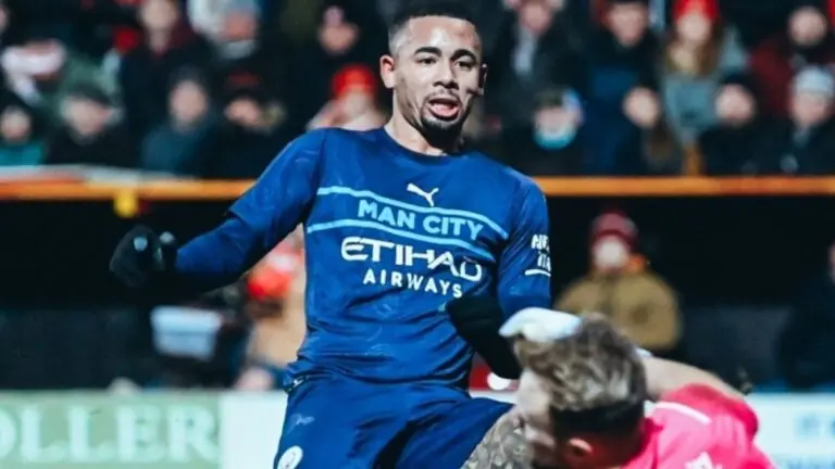 Onde assistir Manchester City x Chelsea hoje na TV e online? – 15/01