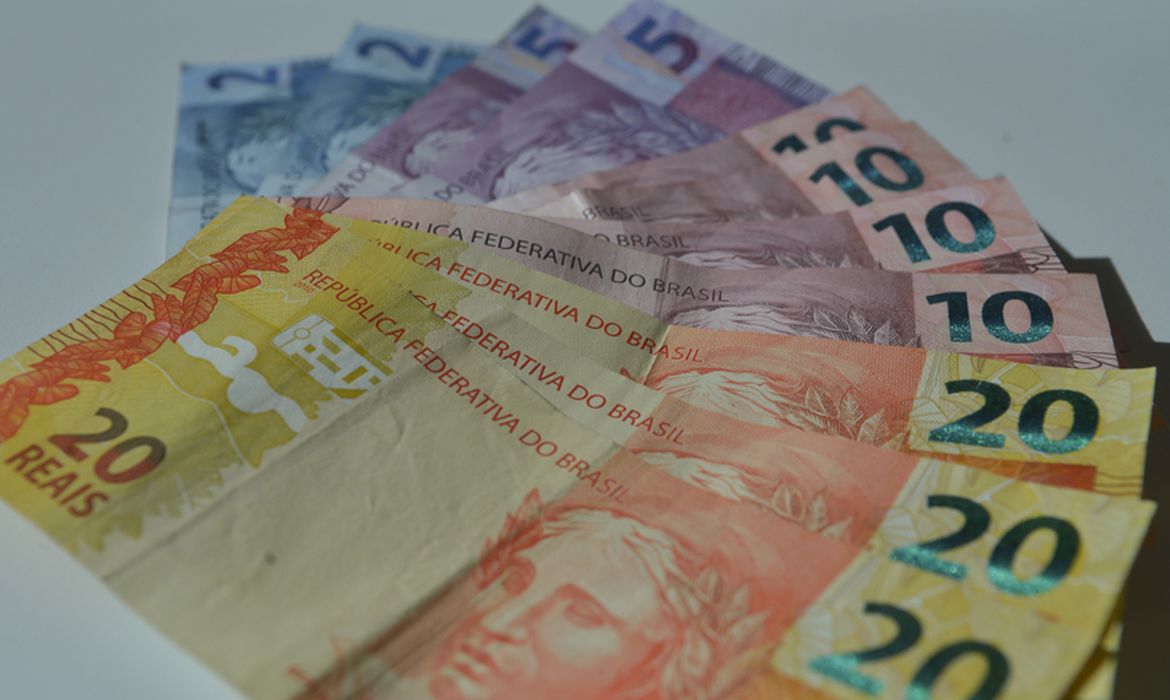 Retroativo auxílio emergencial pais solteiros 